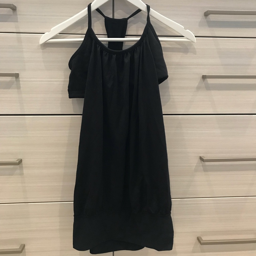 Lululemon black workout top